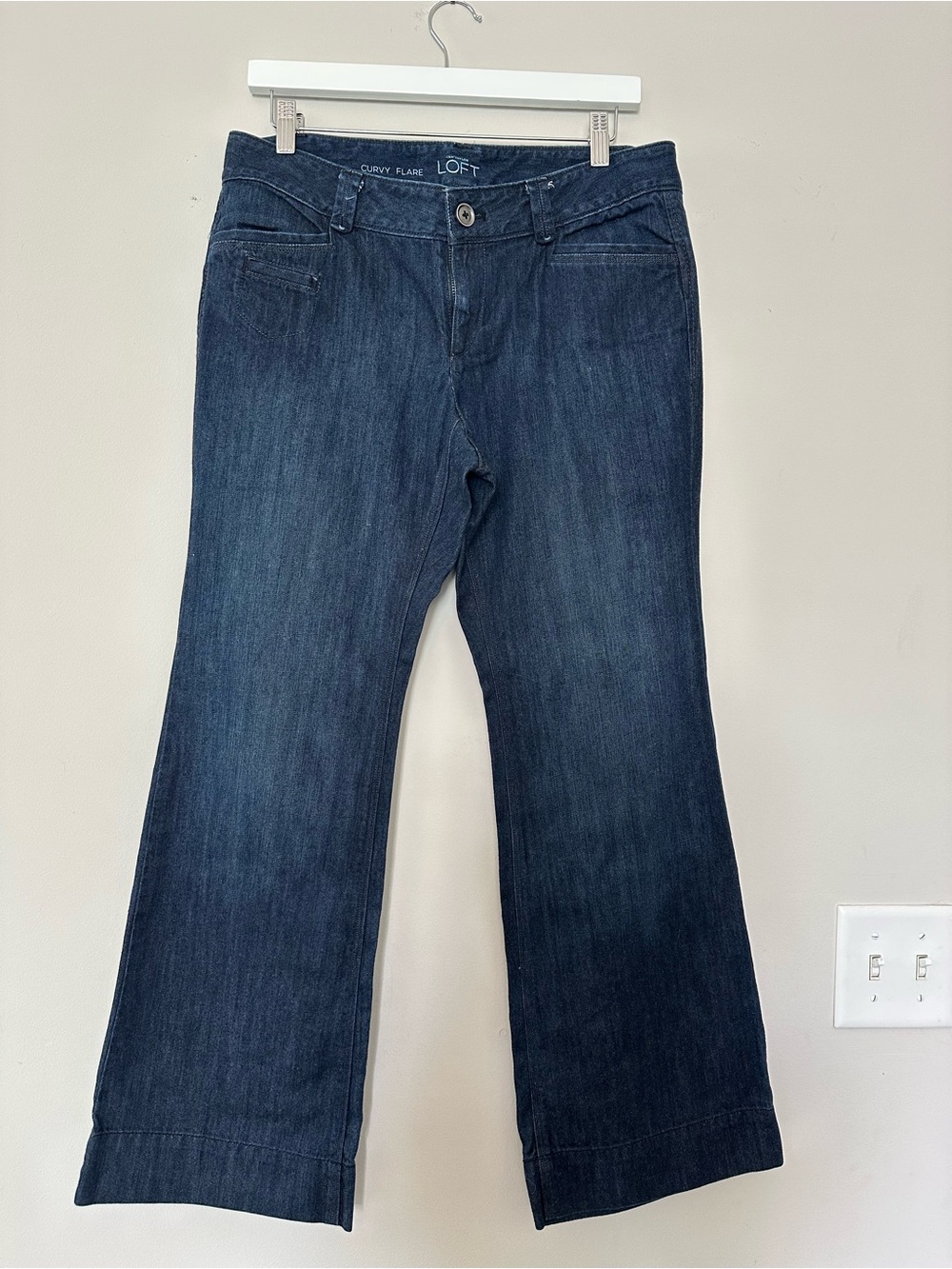 LOFT Curvy Flare Jeans in Dark Blue Denim